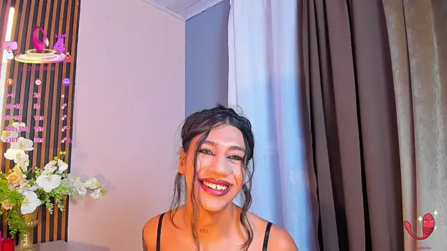 LushianaFitness – webcam model profile photo Image 16