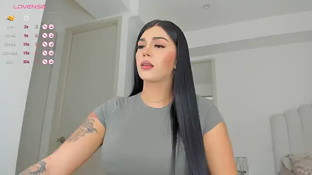 Valeria_Thompson1 – webcam model profile photo Image 2