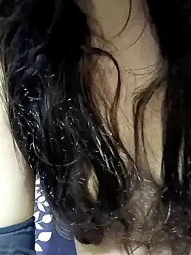  – webcam model profile photo Image 5