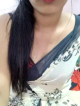 seraphine23 – webcam model profile photo Image 19