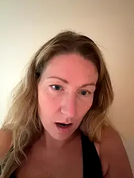 KittiKateXXX on FreeCamNet Image 5