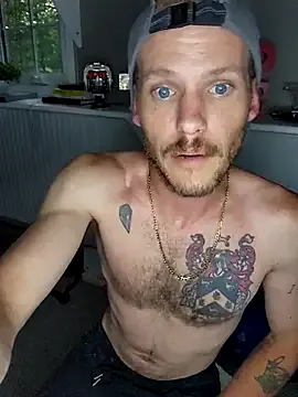 roouse – webcam model profile photo Image 2