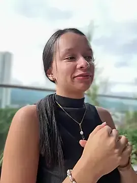 _MiaQueen_ – webcam model profile photo Image 2