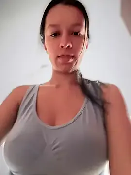 _MiaQueen_ – webcam model profile photo Image 6