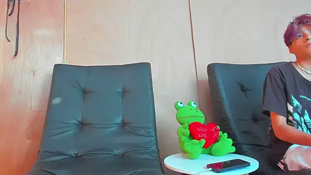 skyemorgan01 – webcam model profile photo Image 18