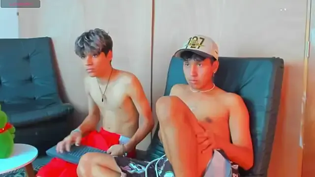 skyemorgan01 – webcam model profile photo Image 8