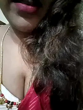  – webcam model profile photo Image 2