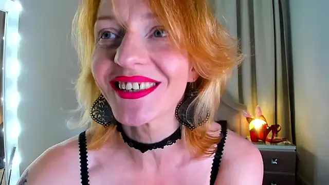 oxo_yuna_oxo – webcam model profile photo Image 11