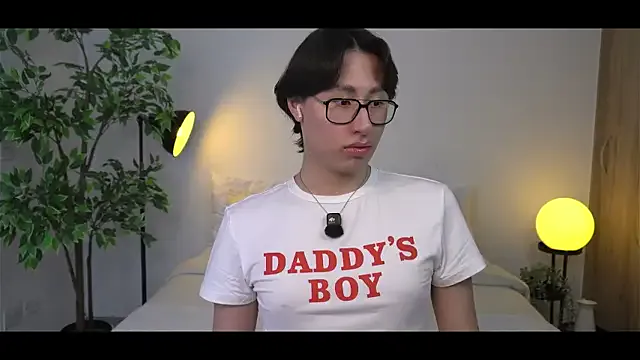 hiroto11058 – webcam model profile photo Image 10