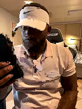 dirtypub on FreeCamNet Image 4