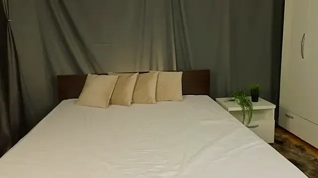 Nonchan_ – webcam model profile photo Image 10