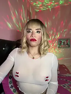  – webcam model profile photo Image 4