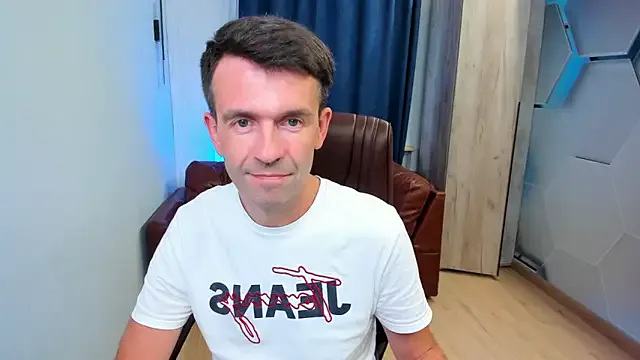 niko-jpn on FreeCamNet Image 14