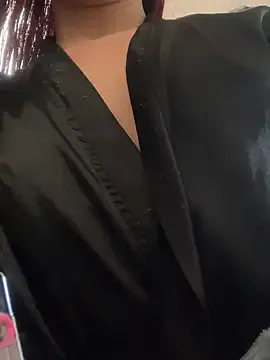 CarolBarker – webcam model profile photo Image 7