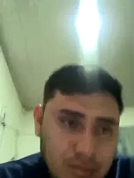 roouse – webcam model profile photo Image 12