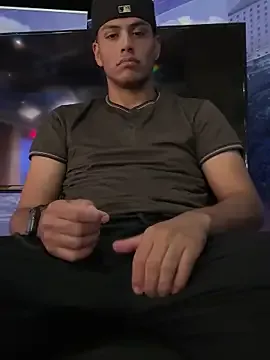 FroggyAnna – webcam model profile photo Image 13