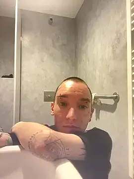 Mia--meow – webcam model profile photo Image 2