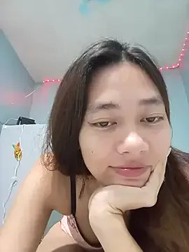  – webcam model profile photo Image 6