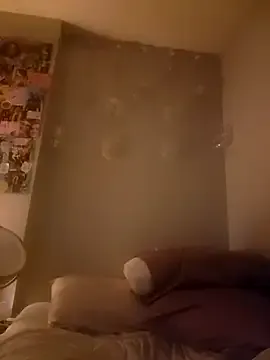 seraphine23 – webcam model profile photo Image 9