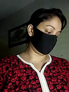  – webcam model profile photo Image 4
