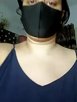  – webcam model profile photo Image 7