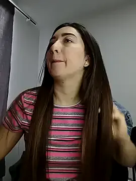 Hot_Mayra25 – webcam model profile photo Image 9