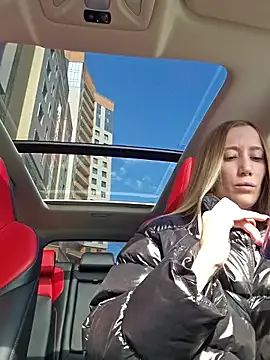 SvetLive – webcam model profile photo