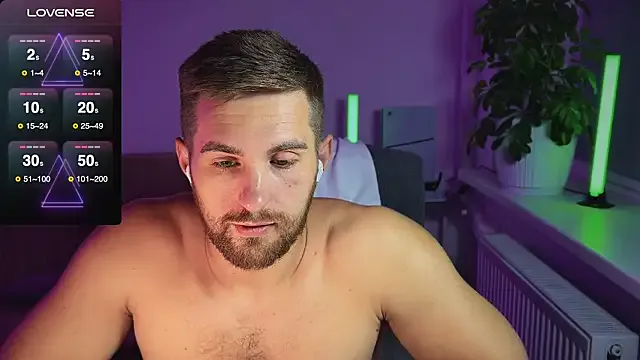 Ray175oo – webcam model profile photo Image 14