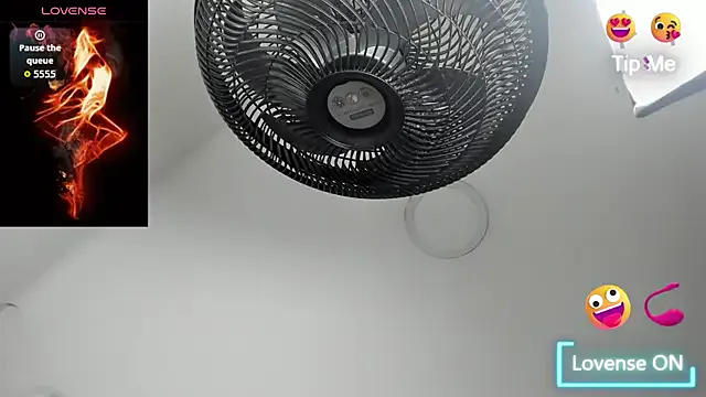 NATINATU252525 – webcam model profile photo Image 18