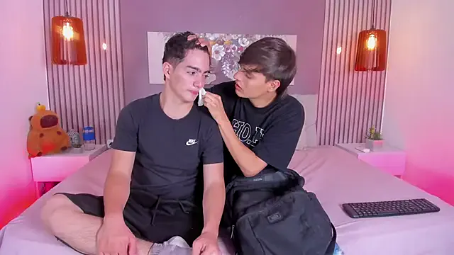 Laurahorney_xo – webcam model profile photo Image 5