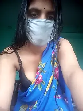Sweetie-FrenchKiss – webcam model profile photo Image 5