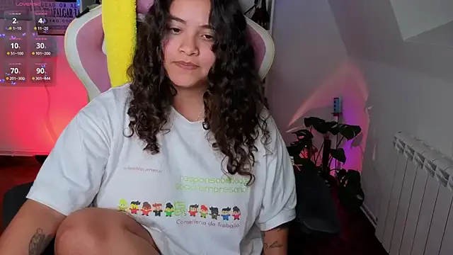 NotySuku – webcam model profile photo Image 8