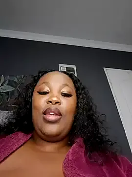 roouse – webcam model profile photo Image 17
