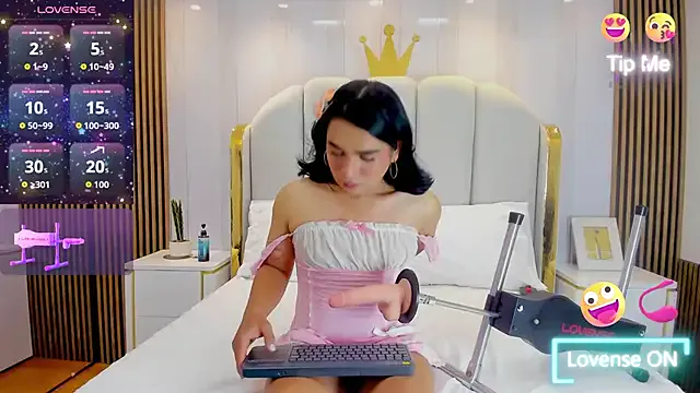 Emily_brown04 – webcam model profile photo Image 6