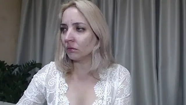 anni_ross – webcam model profile photo Image 15