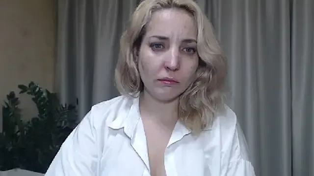 anni_ross – webcam model profile photo Image 17