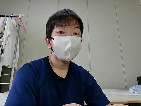 hao105 on FreeCamNet Image 5