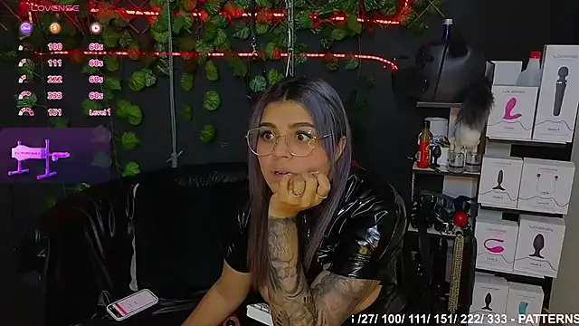 Nonchan_ – webcam model profile photo Image 16