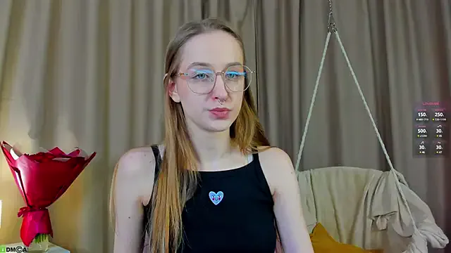 ilariea_girl – webcam model profile photo Image 2