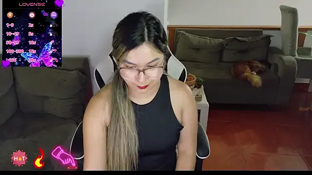 Sweetyummix – webcam model profile photo