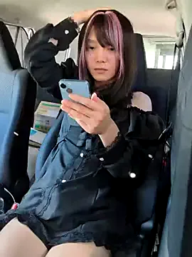 841_yayoi – webcam model profile photo Image 4