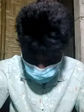  – webcam model profile photo Image 3