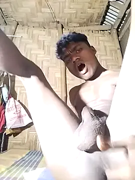  – webcam model profile photo Image 9