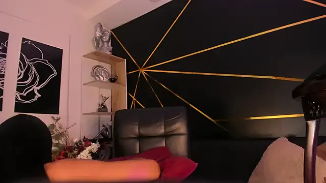 NATINATU252525 – webcam model profile photo Image 8