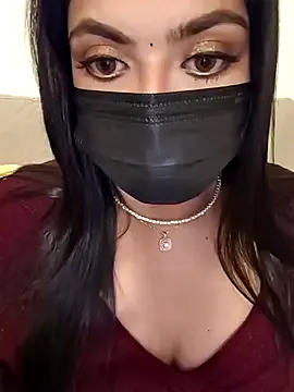 MaiseKnox – webcam model profile photo Image 10