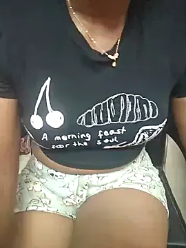 _MiaQueen_ – webcam model profile photo Image 8