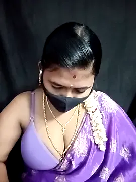 -_MiaQueen_- – webcam model profile photo Image 16