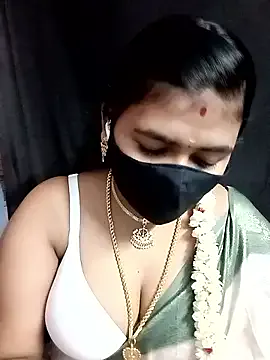 -_MiaQueen_- – webcam model profile photo Image 17