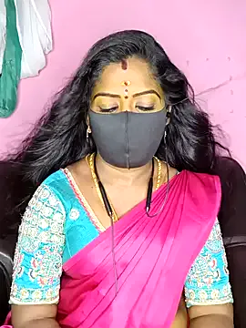 Mia--meow – webcam model profile photo Image 4