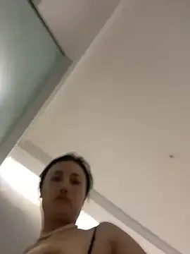 Humsafa-13 – webcam model profile photo Image 8